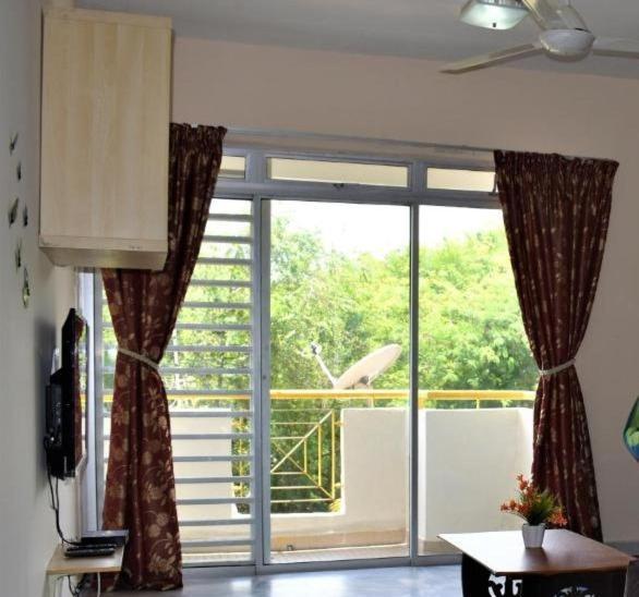 Purnama Homestay At Oceanview Resort Port Dickson Esterno foto