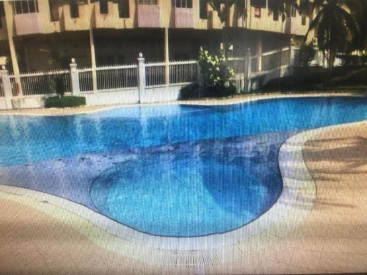 Purnama Homestay At Oceanview Resort Port Dickson Esterno foto